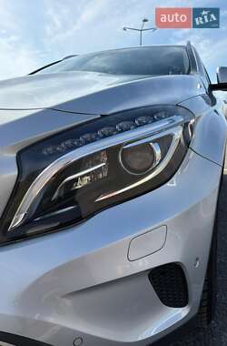 Внедорожник / Кроссовер Mercedes-Benz GLA-Class 2014 в 
