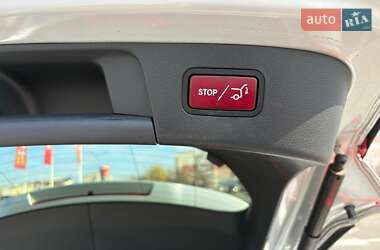 Внедорожник / Кроссовер Mercedes-Benz GLA-Class 2014 в 