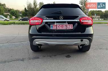 Внедорожник / Кроссовер Mercedes-Benz GLA-Class 2016 в 