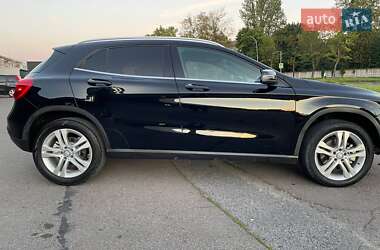 Внедорожник / Кроссовер Mercedes-Benz GLA-Class 2016 в 