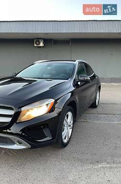 Внедорожник / Кроссовер Mercedes-Benz GLA-Class 2016 в 
