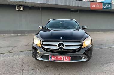 Внедорожник / Кроссовер Mercedes-Benz GLA-Class 2016 в 