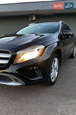 Внедорожник / Кроссовер Mercedes-Benz GLA-Class 2016 в 