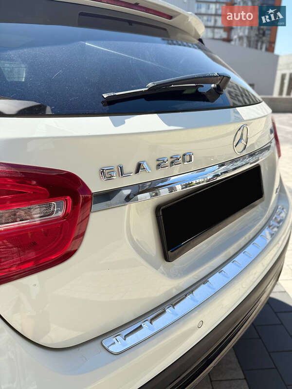 Внедорожник / Кроссовер Mercedes-Benz GLA-Class 2015 в Львове