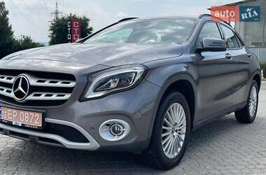Позашляховик / Кросовер Mercedes-Benz GLA-Class 2018 в Чернівцях