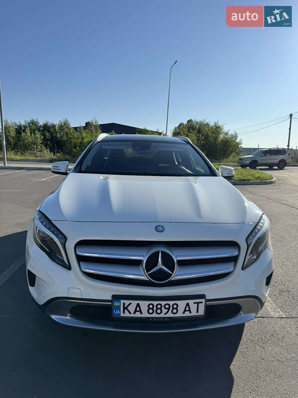 Mercedes-Benz GLA-Class 2016