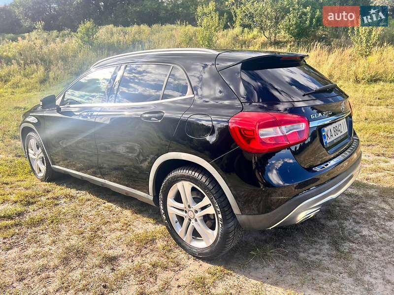 Внедорожник / Кроссовер Mercedes-Benz GLA-Class 2016 в Киеве фото 19 Внедорожник / Кроссовер Mercedes-Benz GLA-Class 2016 в Киеве