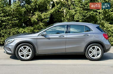 Внедорожник / Кроссовер Mercedes-Benz GLA-Class 2016 в 
