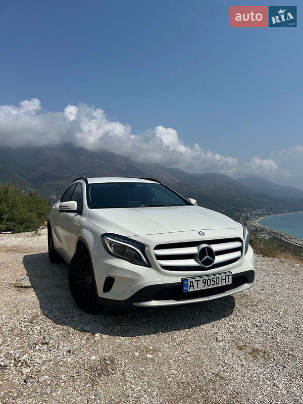 Внедорожник / Кроссовер Mercedes-Benz GLA-Class 2016 в Ивано-Франковске