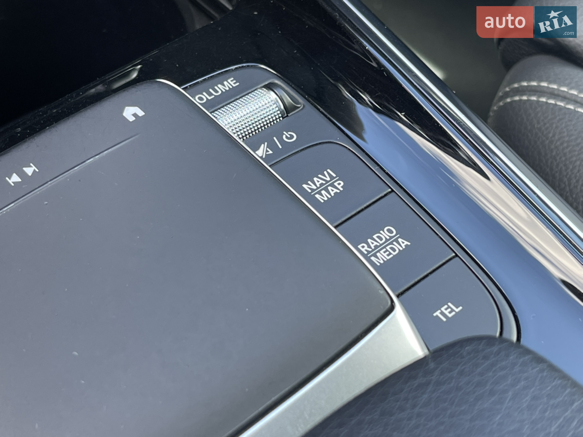 2020 Mercedes-Benz GLA-klasse - мініатюра 36