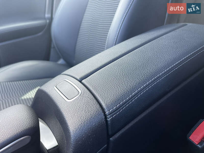 Внедорожник / Кроссовер Mercedes-Benz GLA-Class 2020 в Мукачево