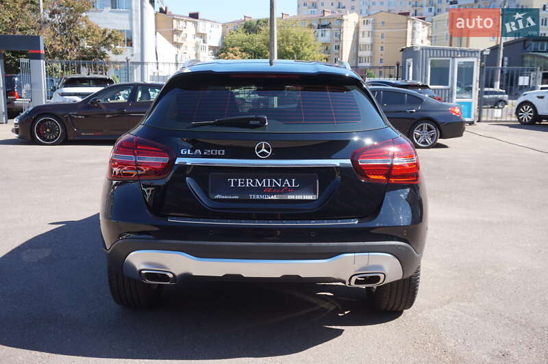 Внедорожник / Кроссовер Mercedes-Benz GLA-Class 2017 в Одессе