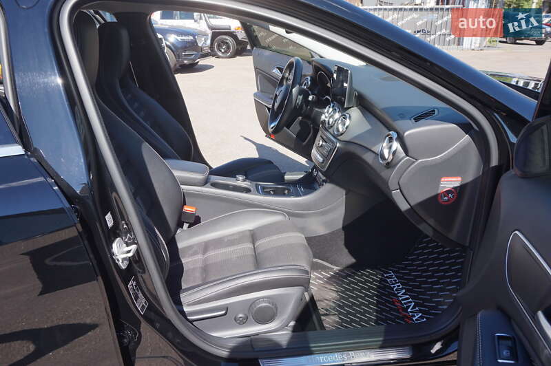 Внедорожник / Кроссовер Mercedes-Benz GLA-Class 2017 в Одессе