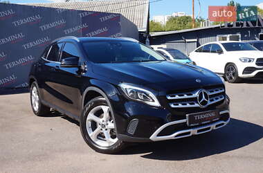 Mercedes-Benz GLA-Class 2017 Mercedes-Benz GLA-Class 2017