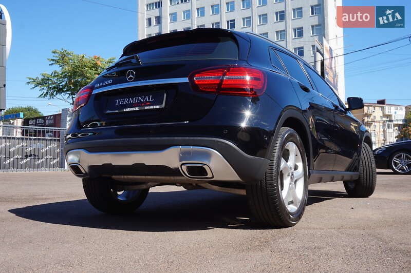 Внедорожник / Кроссовер Mercedes-Benz GLA-Class 2017 в Одессе