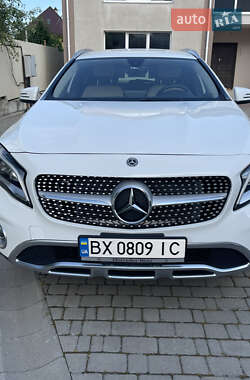 Mercedes-Benz GLA-Class 2019