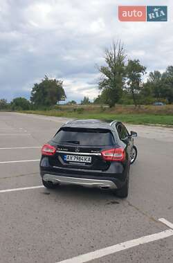Внедорожник / Кроссовер Mercedes-Benz GLA-Class 2015 в 