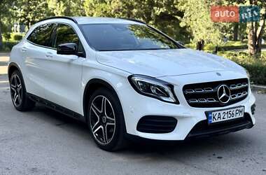 Внедорожник / Кроссовер Mercedes-Benz GLA-Class 2018 в 