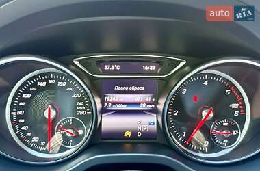 Внедорожник / Кроссовер Mercedes-Benz GLA-Class 2018 в 