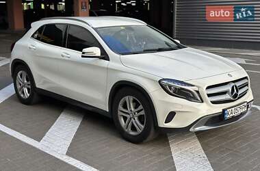 Внедорожник / Кроссовер Mercedes-Benz GLA-Class 2015 в 