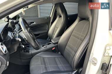 Внедорожник / Кроссовер Mercedes-Benz GLA-Class 2015 в 