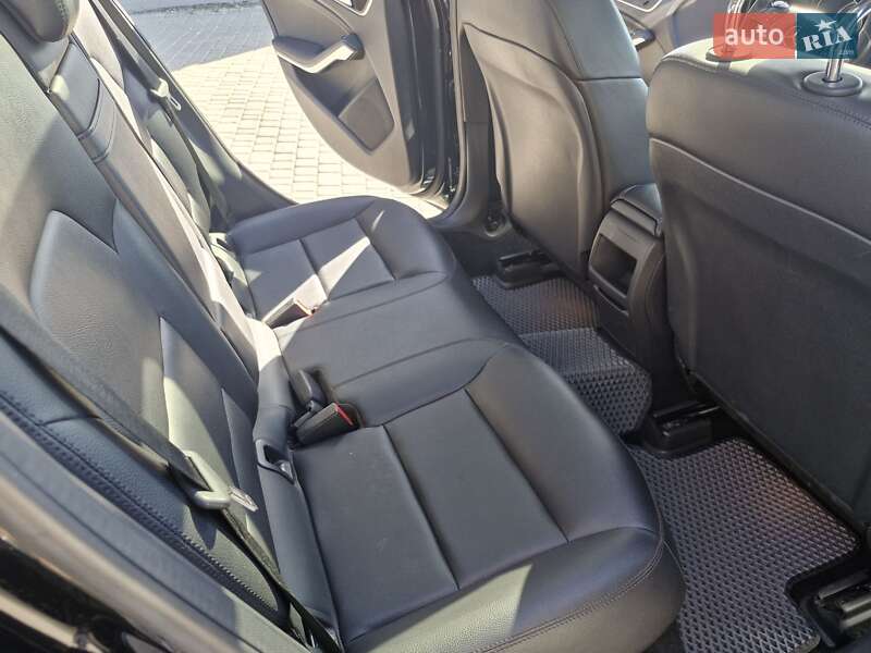 Позашляховик / Кросовер Mercedes-Benz GLA-Class 2014 в Хмельницькому