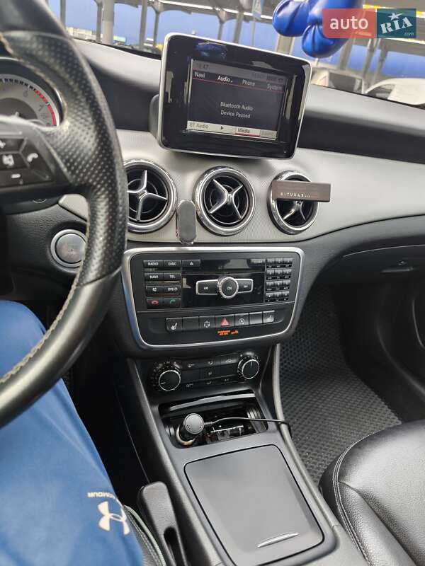 Внедорожник / Кроссовер Mercedes-Benz GLA-Class 2015 в Львове