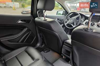 Позашляховик / Кросовер Mercedes-Benz GLA-Class 2015 в 