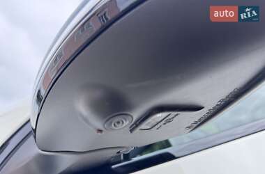 Позашляховик / Кросовер Mercedes-Benz GLA-Class 2021 в 