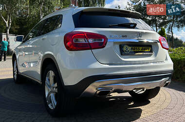 Внедорожник / Кроссовер Mercedes-Benz GLA-Class 2016 в 
