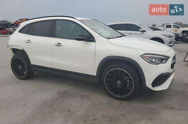 Внедорожник / Кроссовер Mercedes-Benz GLA-Class 2023 в 