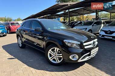 Mercedes-Benz GLA-Class 2019