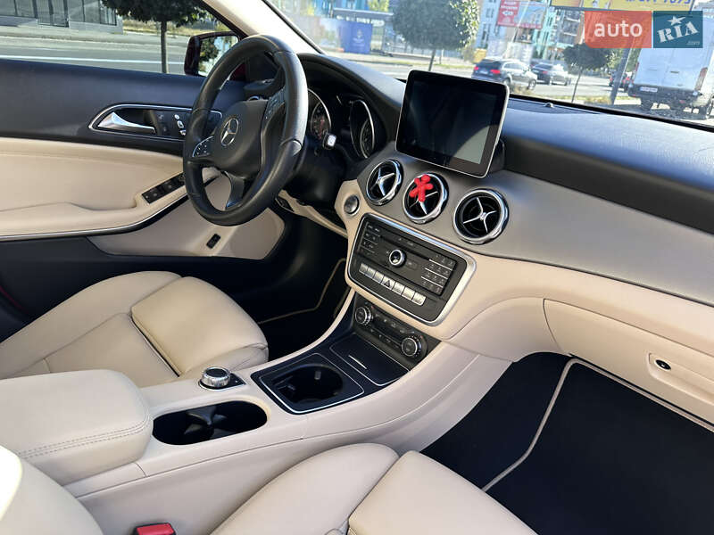 Позашляховик / Кросовер Mercedes-Benz GLA-Class 2017 в Києві фото 16 Позашляховик / Кросовер Mercedes-Benz GLA-Class 2017 в Києві