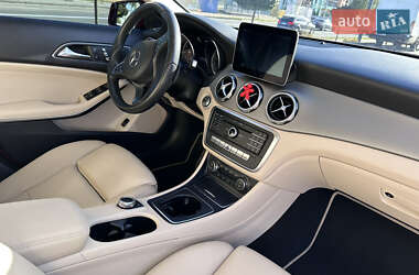Внедорожник / Кроссовер Mercedes-Benz GLA-Class 2017 в 
