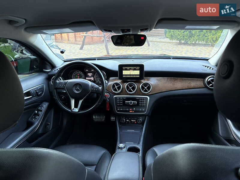 Внедорожник / Кроссовер Mercedes-Benz GLA-Class 2015 в Киеве