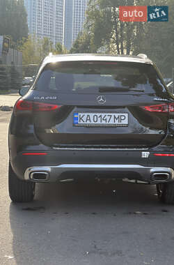 Внедорожник / Кроссовер Mercedes-Benz GLA-Class 2021 в 