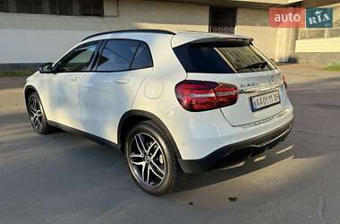Внедорожник / Кроссовер Mercedes-Benz GLA-Class 2017 в 