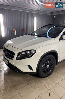 Внедорожник / Кроссовер Mercedes-Benz GLA-Class 2015 в 