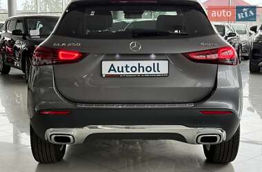 Внедорожник / Кроссовер Mercedes-Benz GLA-Class 2022 в 