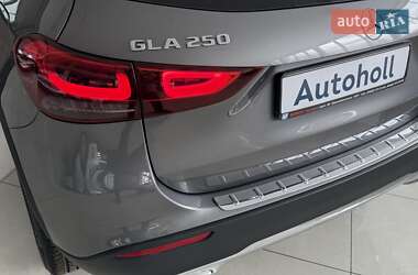 Внедорожник / Кроссовер Mercedes-Benz GLA-Class 2022 в 