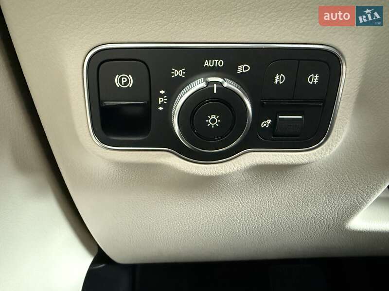 Внедорожник / Кроссовер Mercedes-Benz GLA-Class 2022 в Одессе