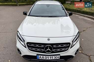 Внедорожник / Кроссовер Mercedes-Benz GLA-Class 2017 в 