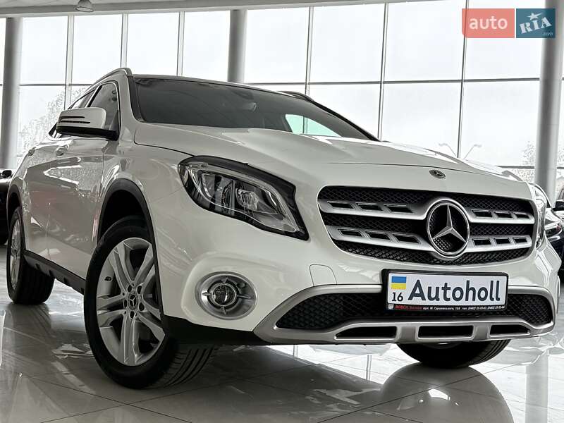 Mercedes-Benz GLA-Class 2019