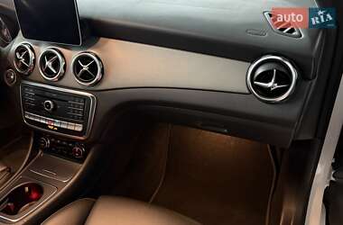 Внедорожник / Кроссовер Mercedes-Benz GLA-Class 2019 в 