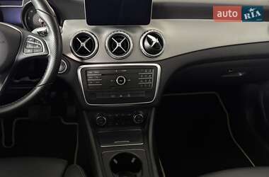 Внедорожник / Кроссовер Mercedes-Benz GLA-Class 2017 в 