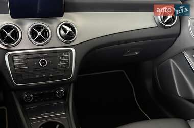 Внедорожник / Кроссовер Mercedes-Benz GLA-Class 2017 в 