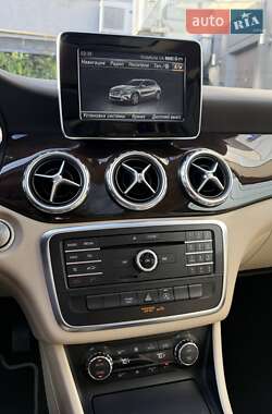 Внедорожник / Кроссовер Mercedes-Benz GLA-Class 2016 в 