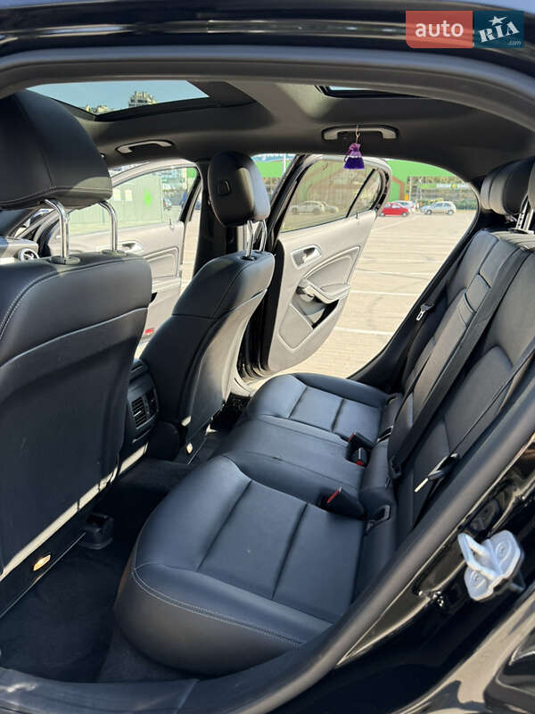 Позашляховик / Кросовер Mercedes-Benz GLA-Class 2016 в Одесі