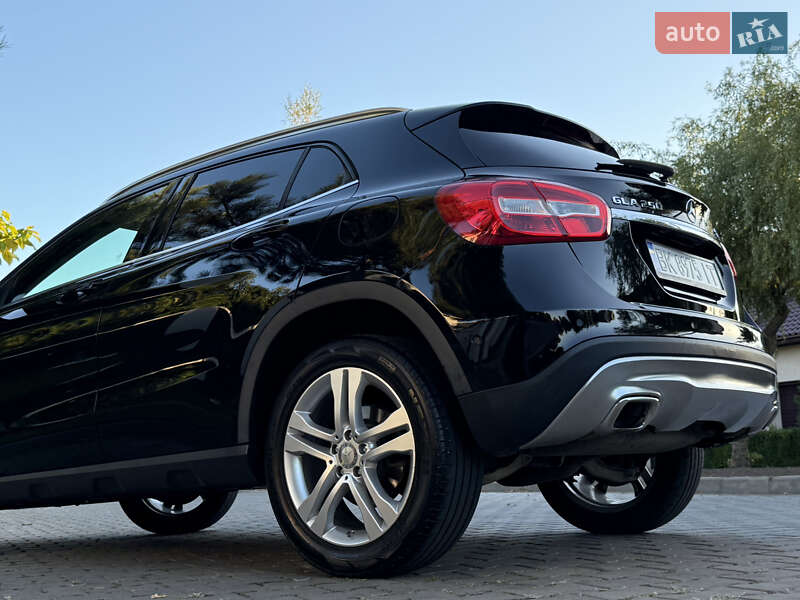 Внедорожник / Кроссовер Mercedes-Benz GLA-Class 2014 в Одессе