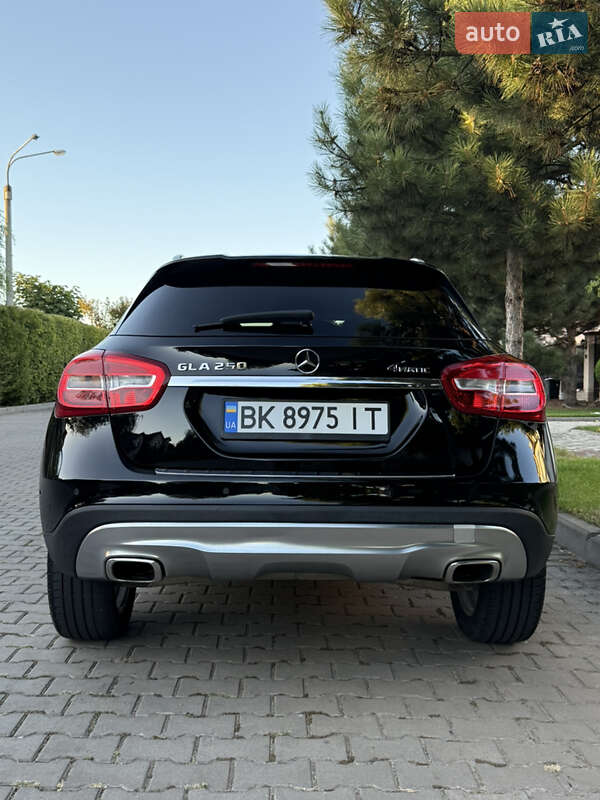Внедорожник / Кроссовер Mercedes-Benz GLA-Class 2014 в Одессе